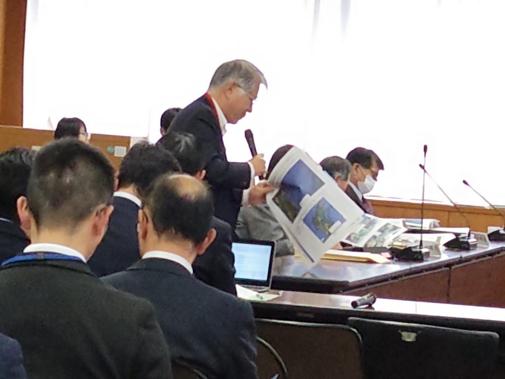 松山市議会委員会にて　とめる会請願の趣旨説明